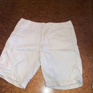 New Old navy khaki shorts